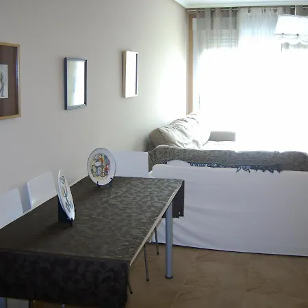 Cerca De La Playa Apartmán *